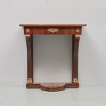 561265 Console table